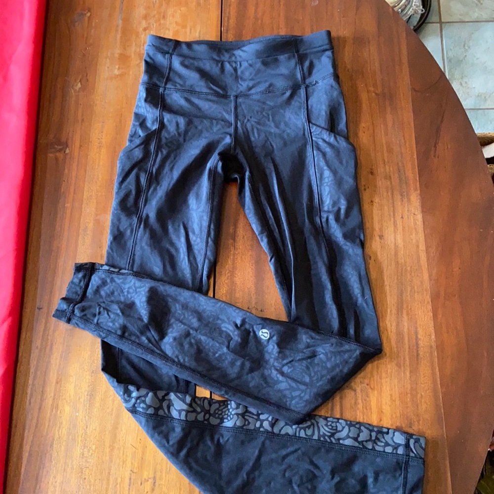 Black reflective lululemon pants